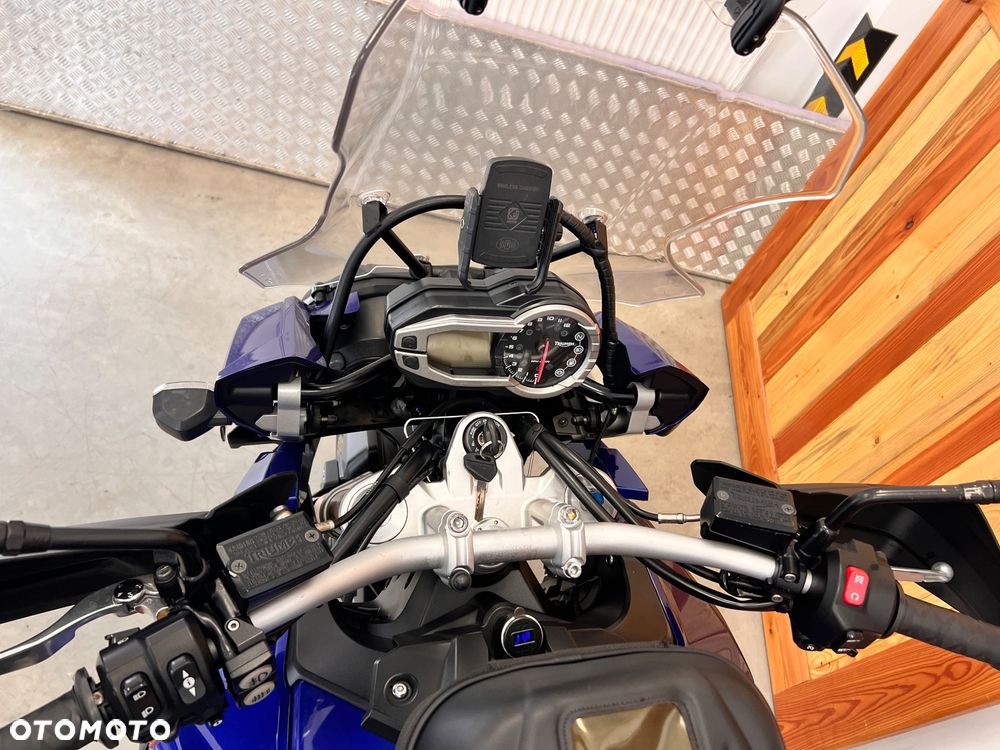 Triumph Tiger - 27