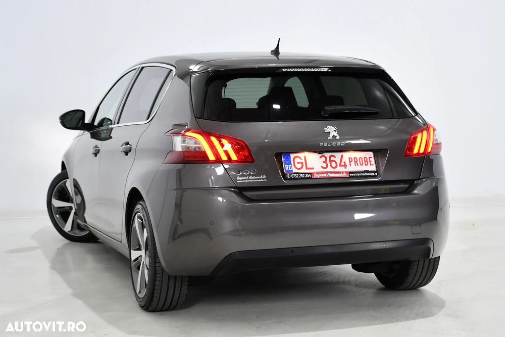 Peugeot 308 - 12