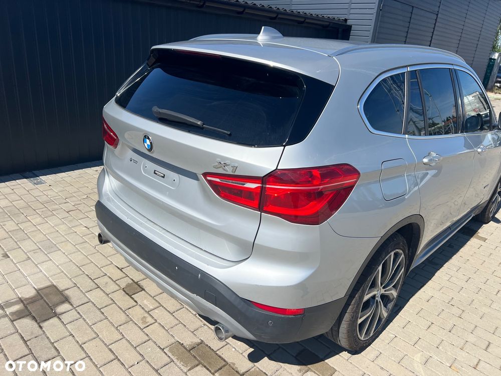 BMW X1 - 13