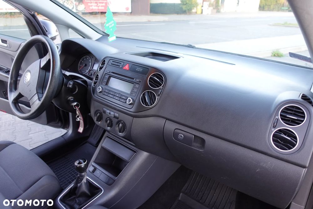 Volkswagen Golf Plus - 18