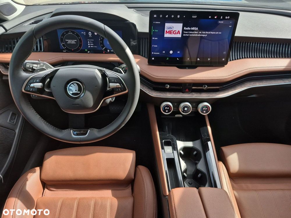 Skoda Superb 2.0 TSI 4x4 L&K DSG - 17