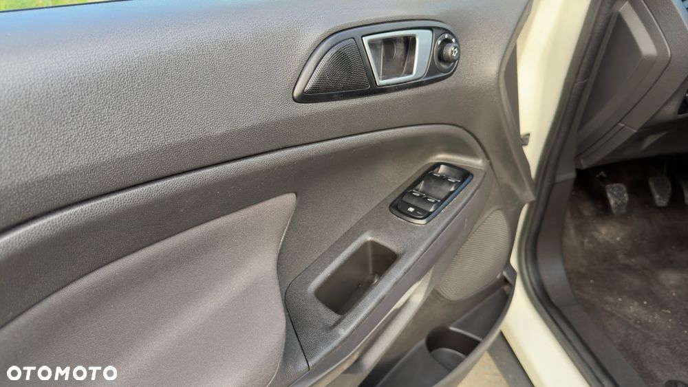 Ford EcoSport - 7