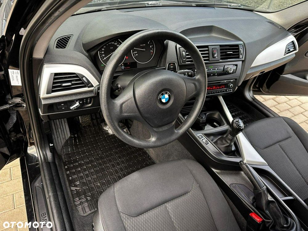BMW Seria 1 116i - 10