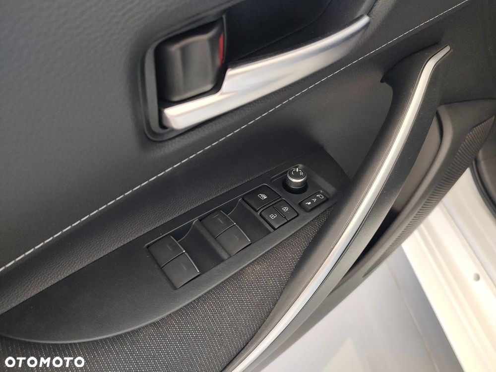 Suzuki Swace 1.8 Hybrid Premium Plus CVT - 28