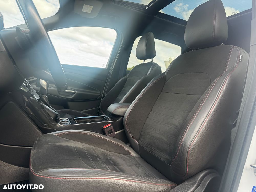 Ford Kuga 2.0 TDCi 4WD Powershift ST-Line - 16