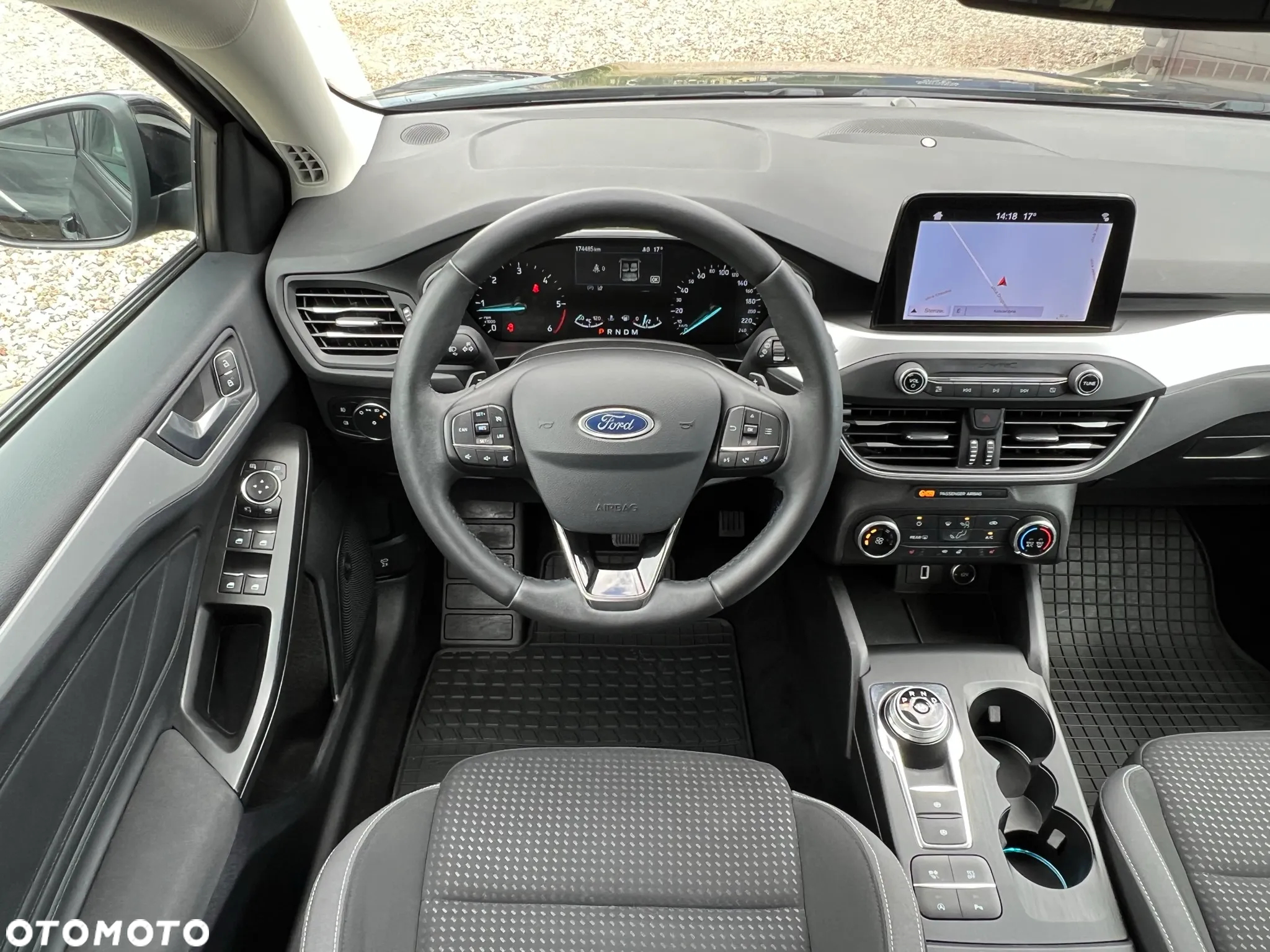 Ford Focus - 18