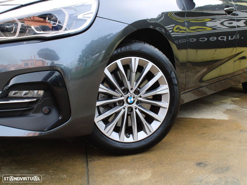 BMW 218 Gran Tourer d 7L Line Luxury - 10