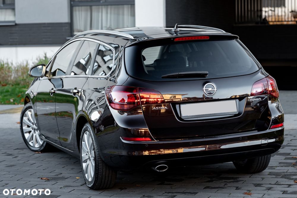Opel Astra 1.4 Turbo Sports Tourer Automatik Exklusiv - 8