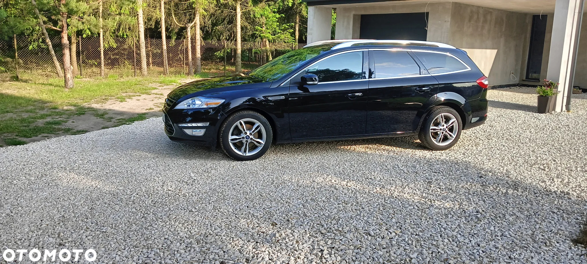 Ford Mondeo 2.0 EcoBoost Titanium X - 29
