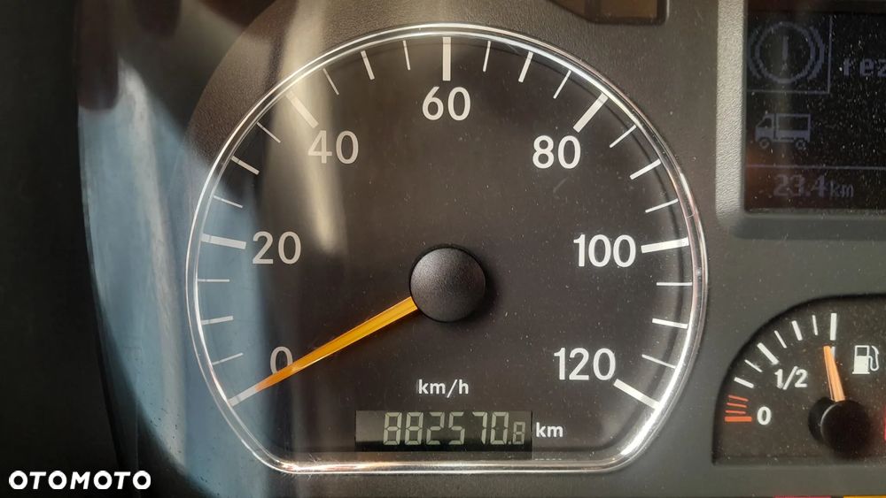 Mercedes-Benz AXOR - 14