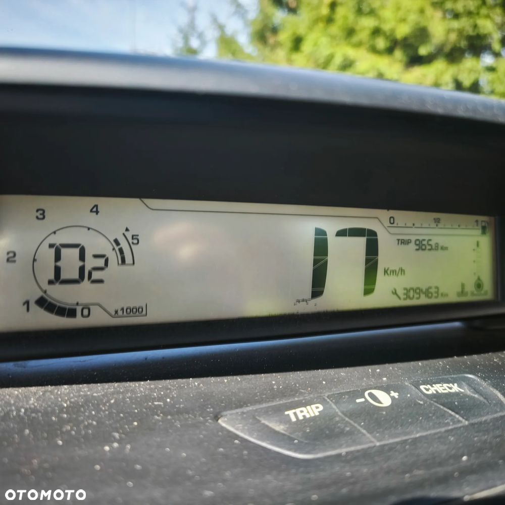Citroën C4 2.0 HDi Exclusive - 18