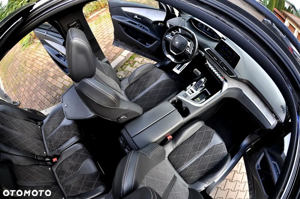 Peugeot 5008 2.0 BlueHDI GT S&S EAT8 - 28