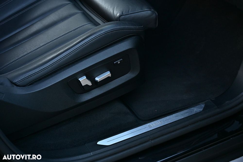 BMW X5 xDrive30d xLine - 28