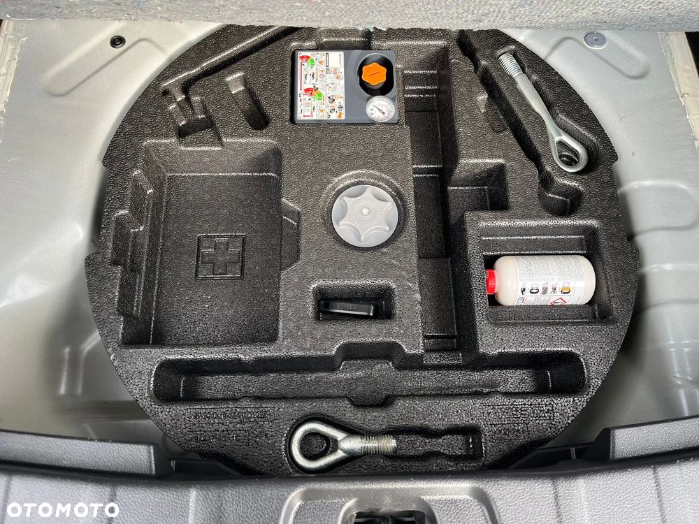 Nissan Qashqai 1.3 DIG-T N-Connecta - 37