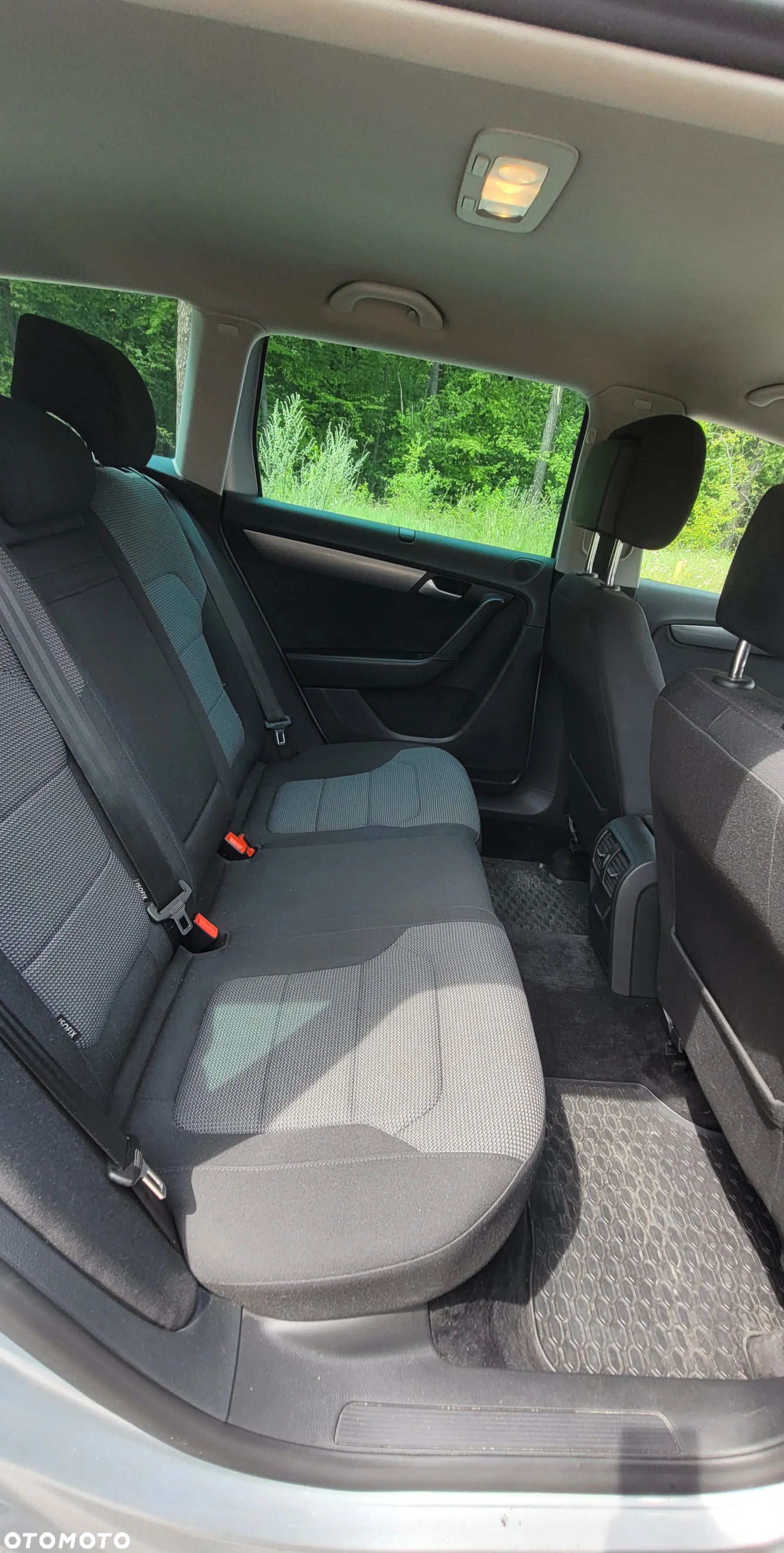 Volkswagen Passat 2.0 TDI Comfortline DSG - 12