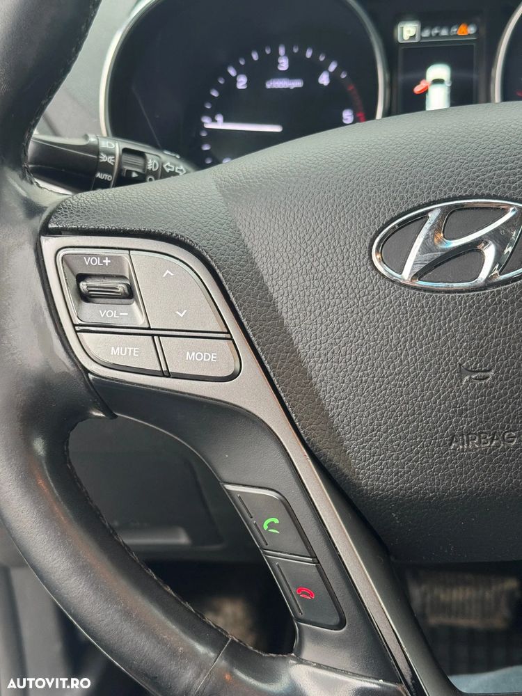 Hyundai Santa Fe 2.2 CRDi 4WD AT Luxury Pack - 17