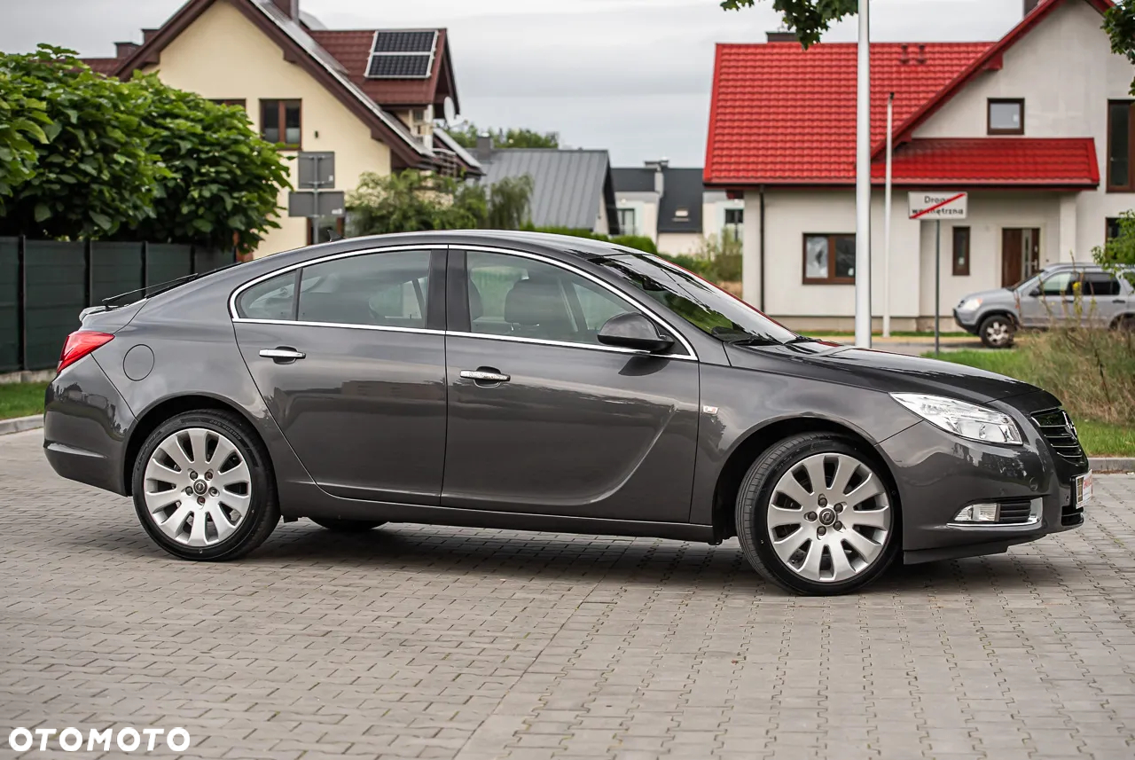 Opel Insignia 2.0 CDTI Cosmo - 3