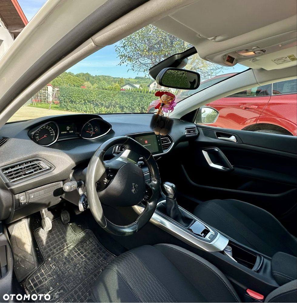 Peugeot 308 - 7