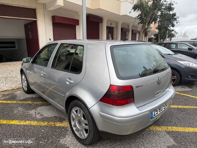 VW Golf 1.4i 25 Anos - 12