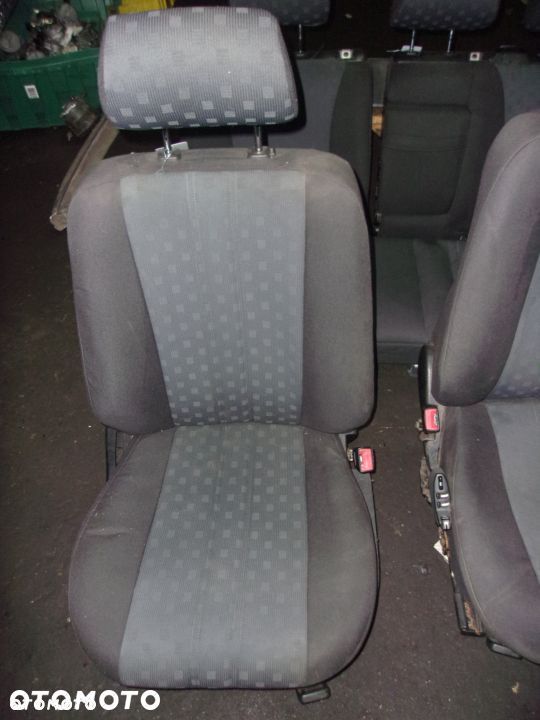 KOMPLET FOTELI MERCEDES W210 KOMBI - 3