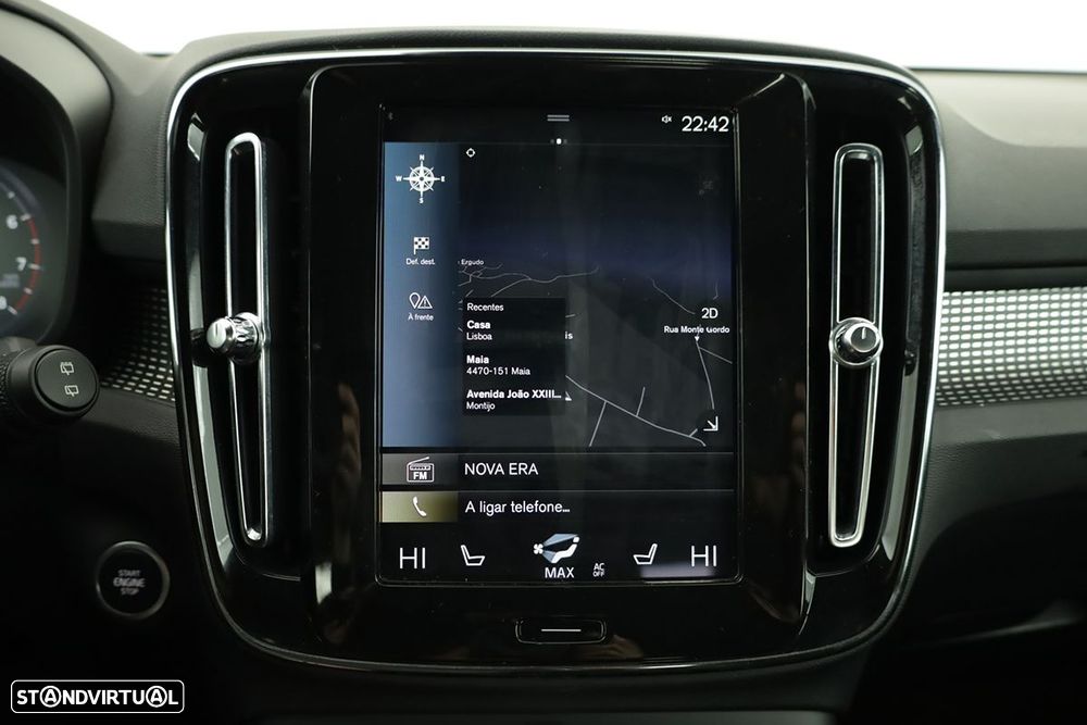 Volvo XC 40 1.5 T2 Plus Dark Auto - 10