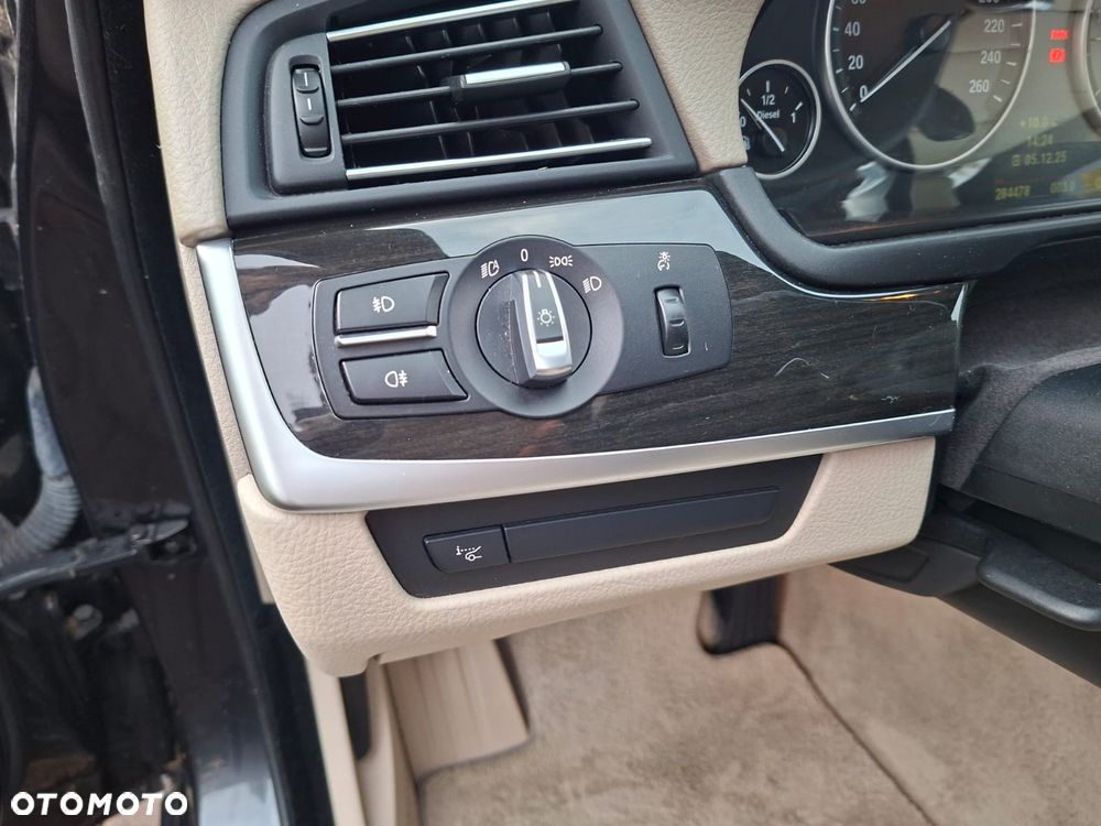 BMW Seria 5 525d - 20