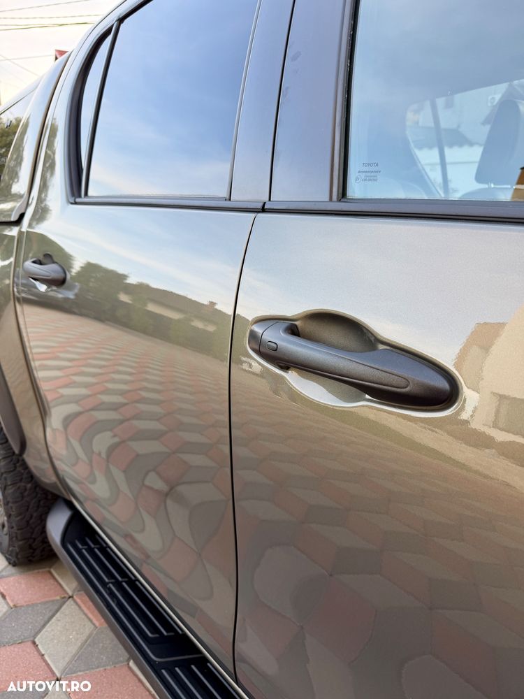 Toyota Hilux 4x4 Double Cab Autm. Comfort - 19