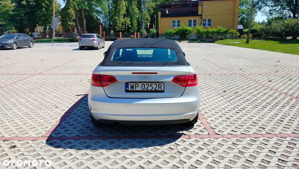 Audi A3 Cabrio 1.6 TDI DPF Ambition - 4