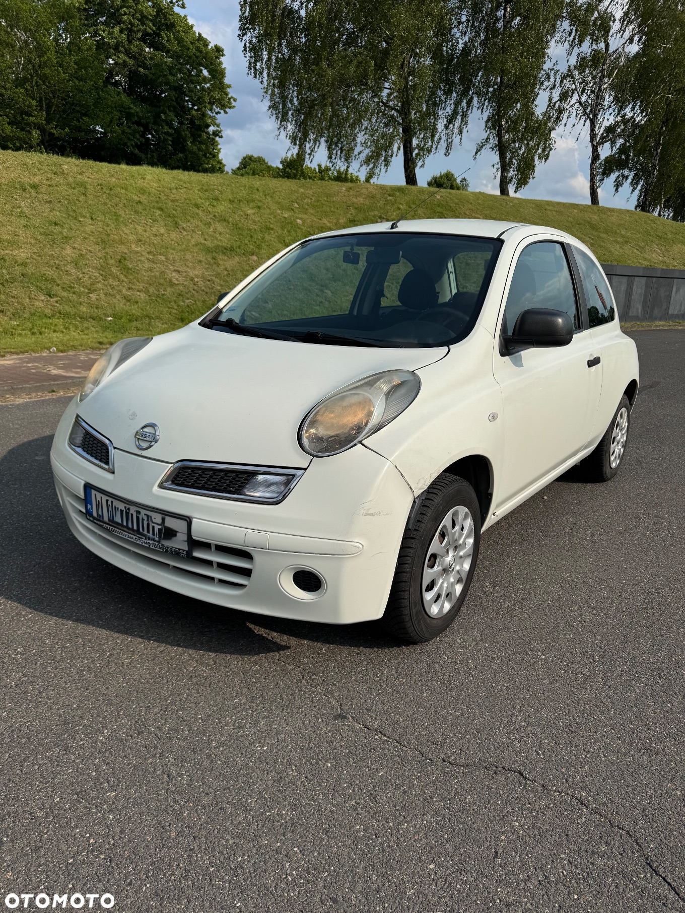 Nissan Micra - 2