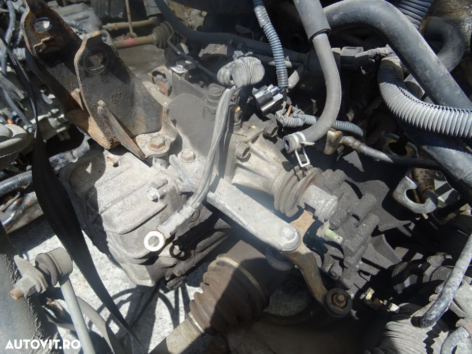 Vand Cutie de Viteza Manuala Toyota RAV 4 1.8 Benzina VVT-I din 2005 - 2