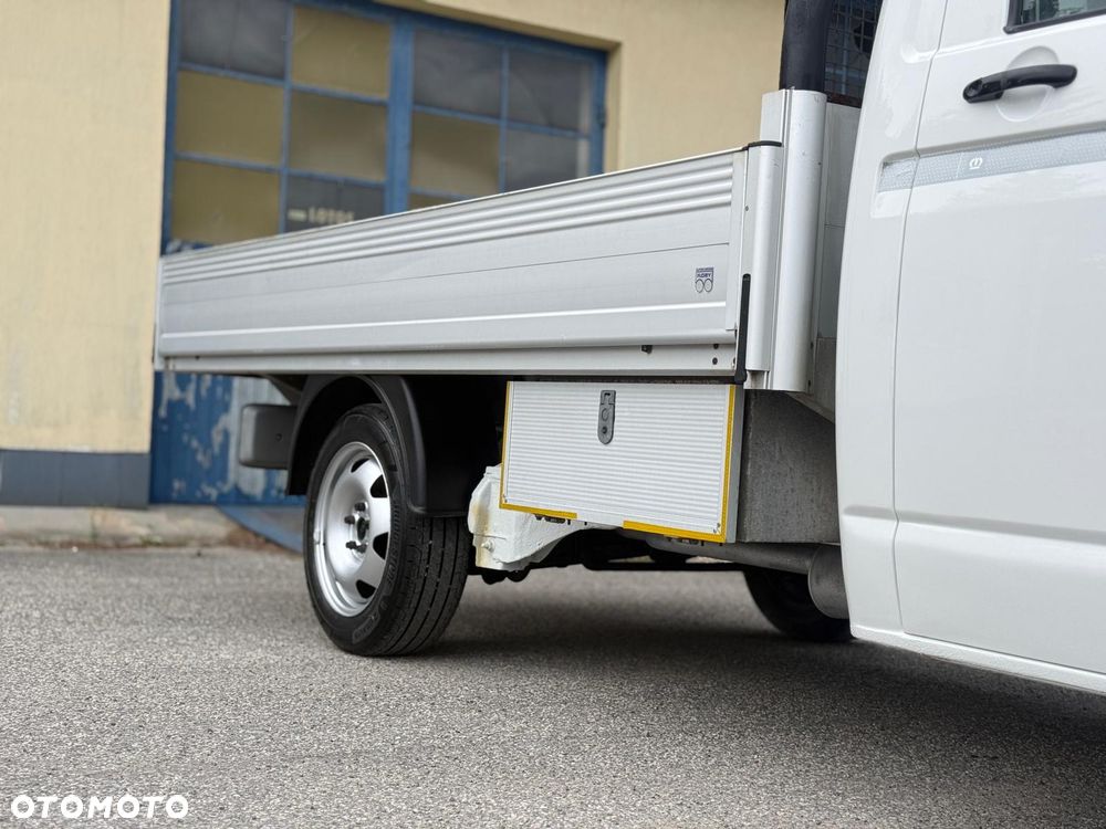 Volkswagen Transporter - 6