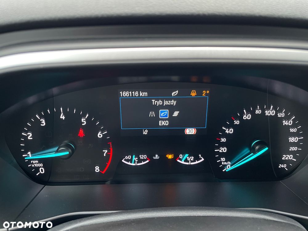 Ford Focus 1.0 EcoBoost Start-Stopp-System COOL&CONNECT - 32