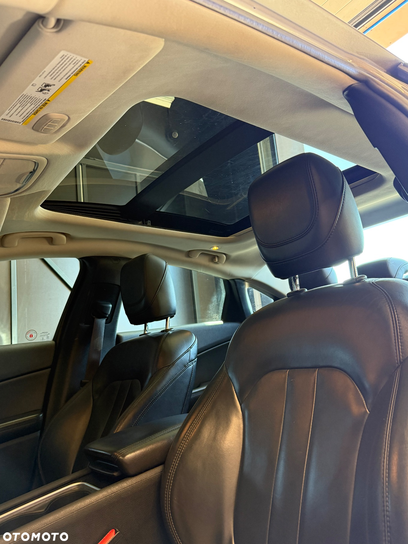 Chrysler 200 - 12