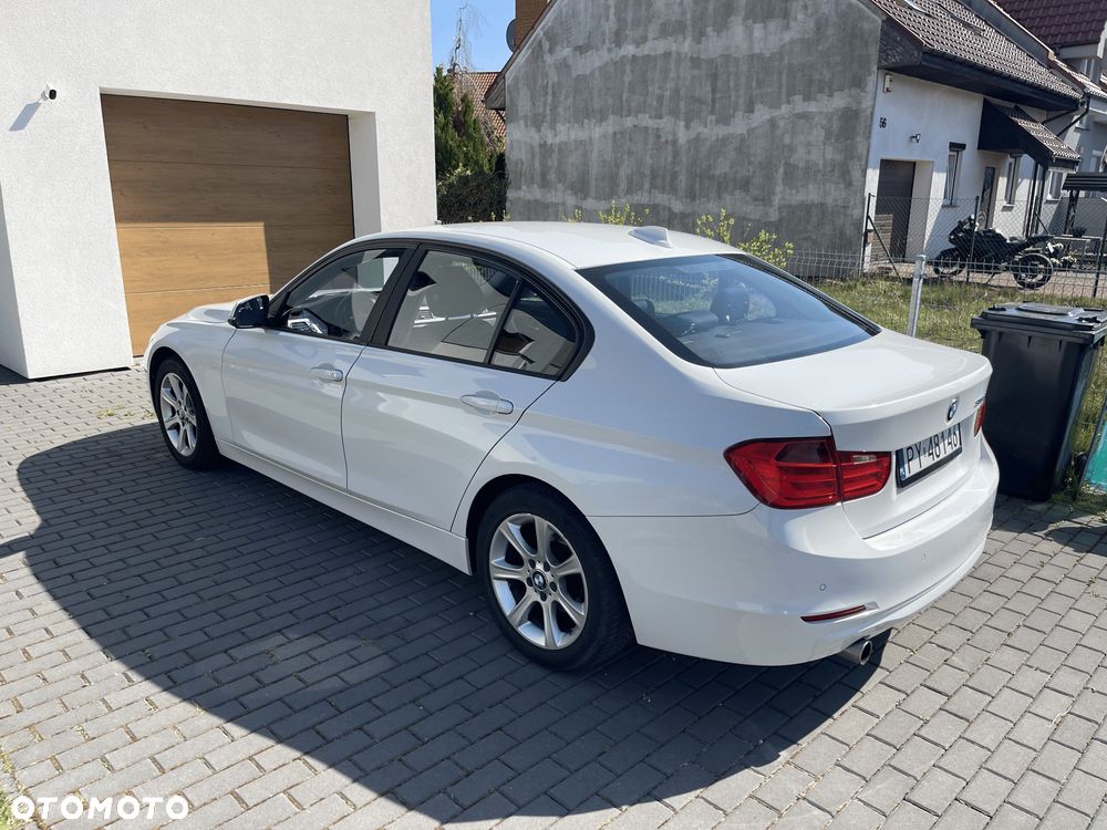 BMW Seria 3 316d - 5