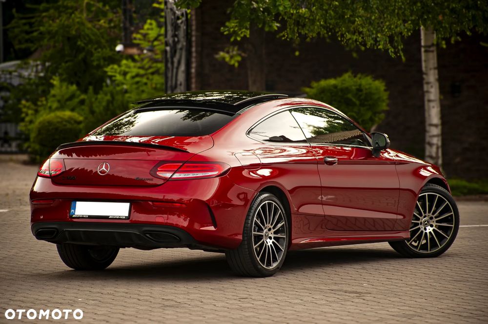 Mercedes-Benz Klasa C 300 d 4Matic 9G-TRONIC AMG Line - 22