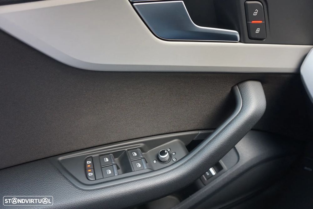 Audi A4 Avant 30 TDI Advanced S tronic - 29