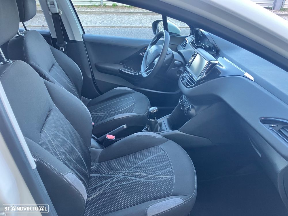 Peugeot 208 1.4 HDi Active - 11