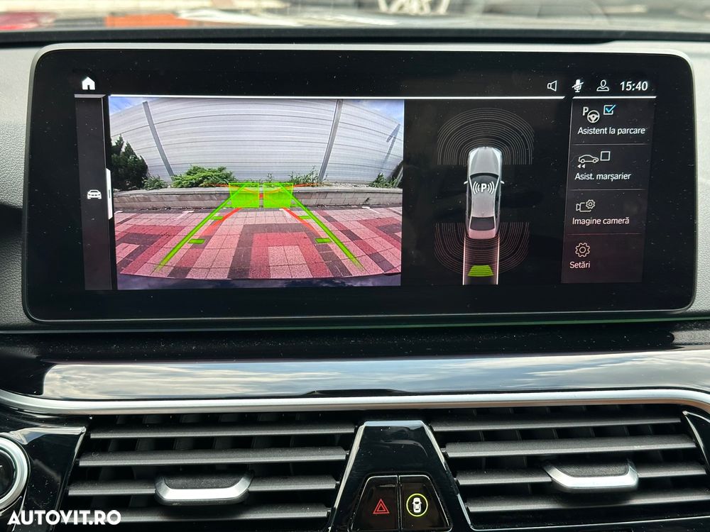 BMW Seria 5 530e Aut. Luxury Line - 29