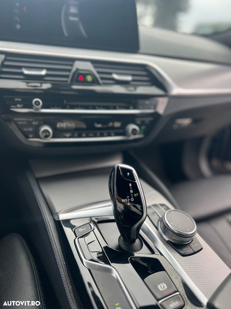 BMW Seria 5 540d xDrive AT - 7