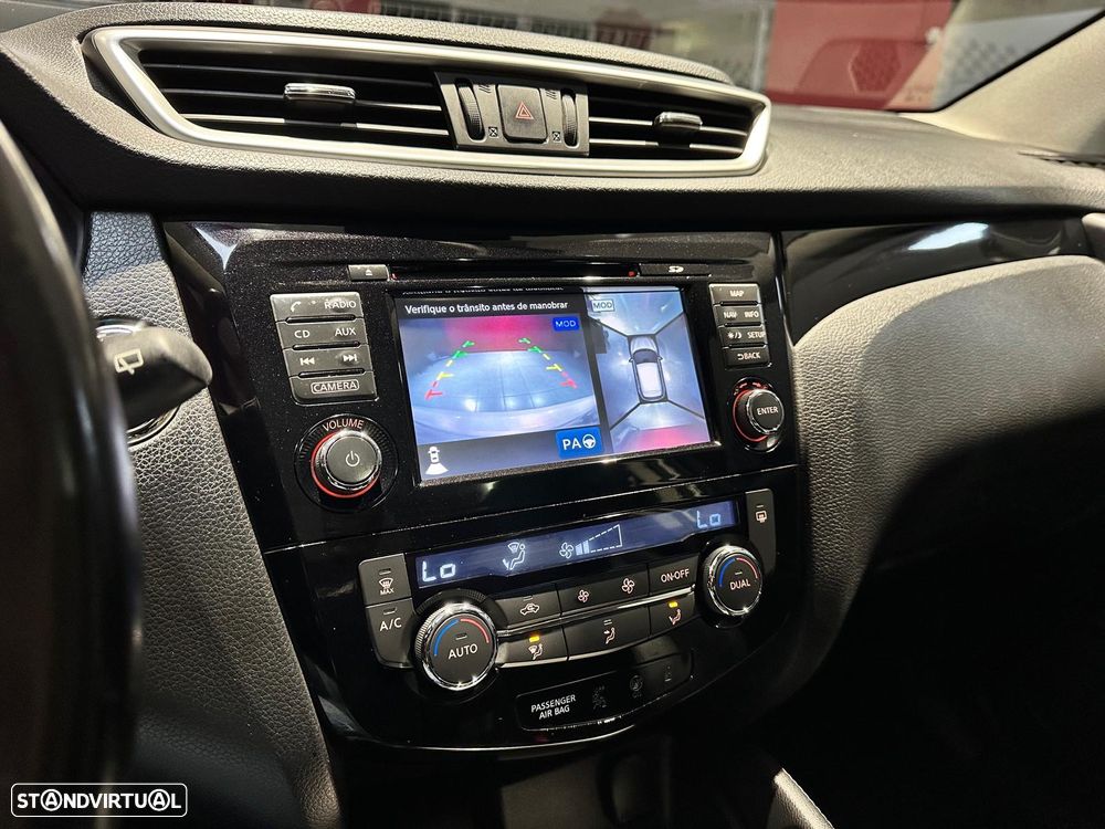 Nissan Qashqai 1.6 dCi Tekna - 8