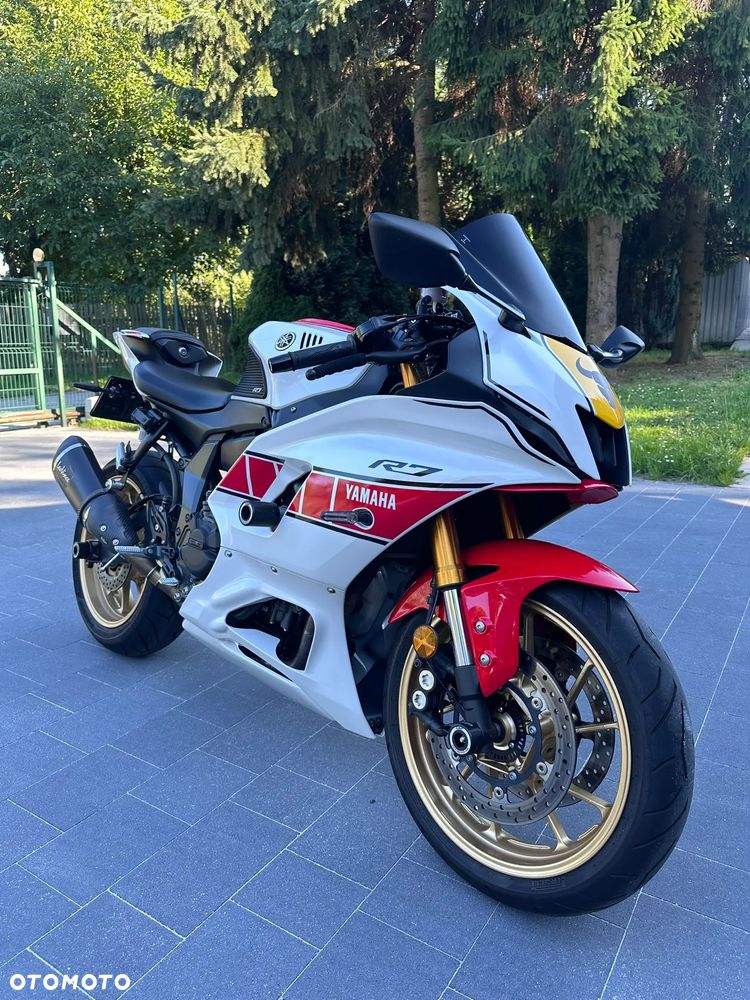 Yamaha R7 - 1