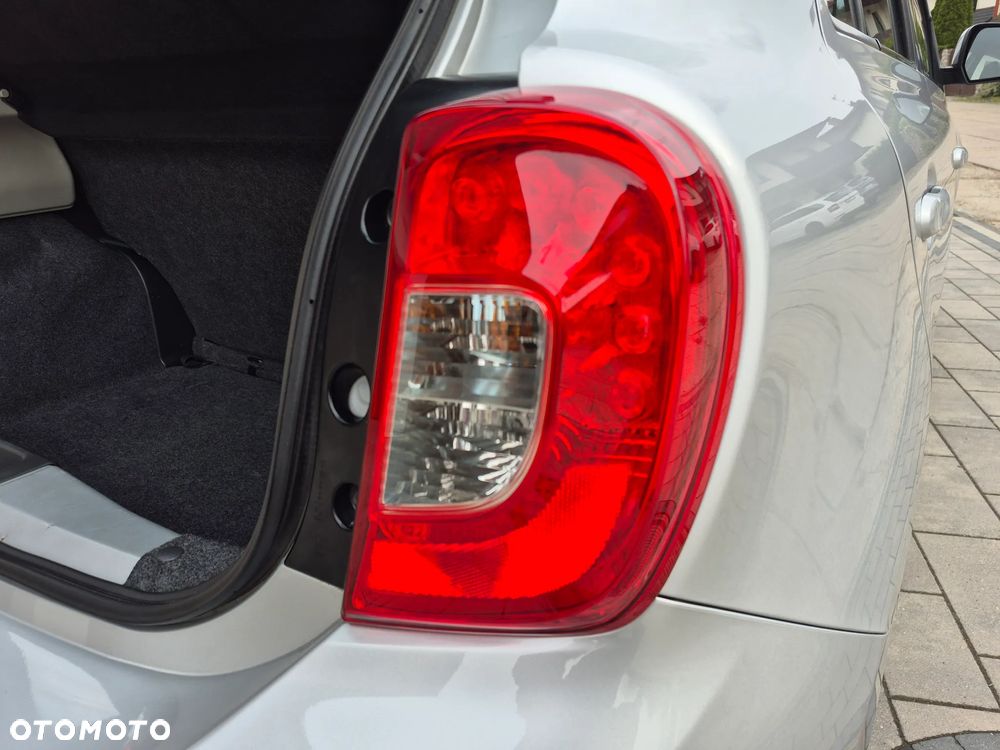 Nissan Micra 1.2 Tekna - 23