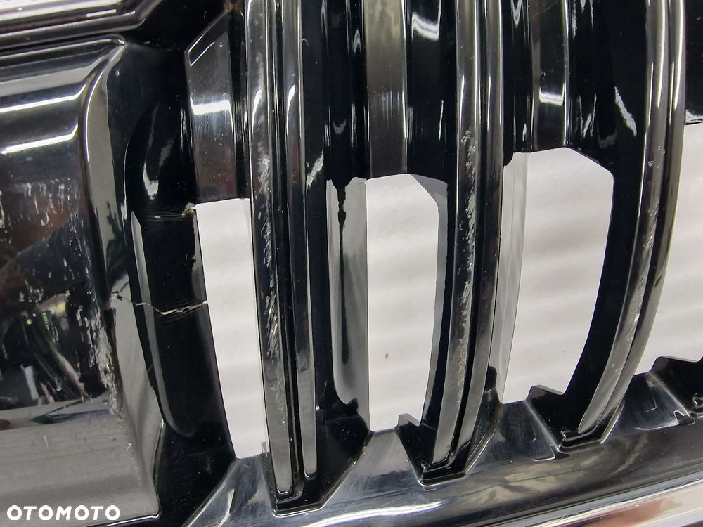 SKODA OCTAVIA III LIFT 16- RS VRS LAKIEROWANA ATRAPA / GRILL PRZEDNI PRZÓD , NR 5E0853653C , NR AUKCJI GR127 - 13