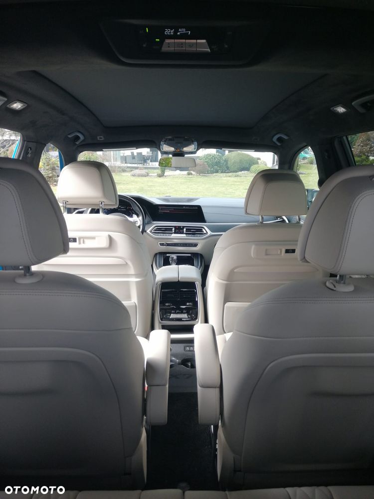 BMW X7 M50i sport - 7