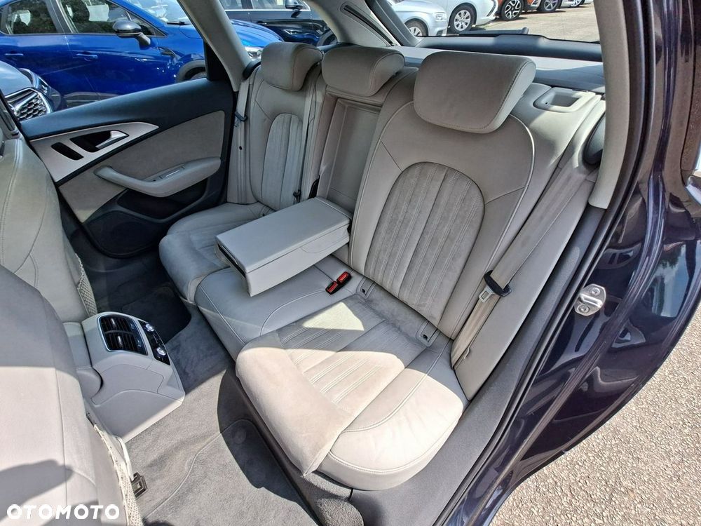 Audi A6 Avant 2.0 TDI Quattro S tronic - 30
