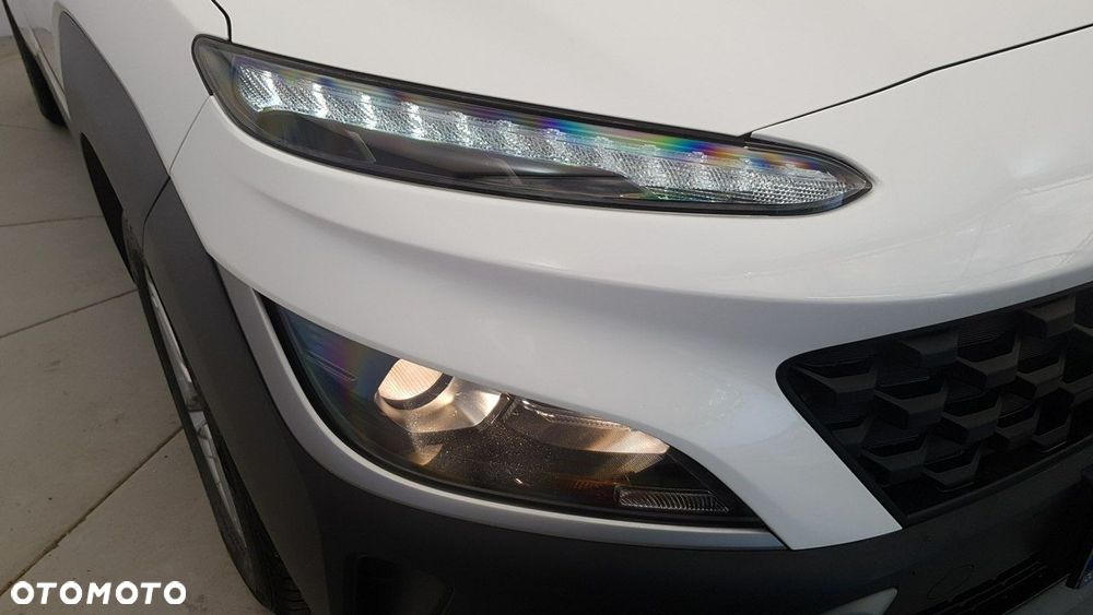 Hyundai Kona - 11