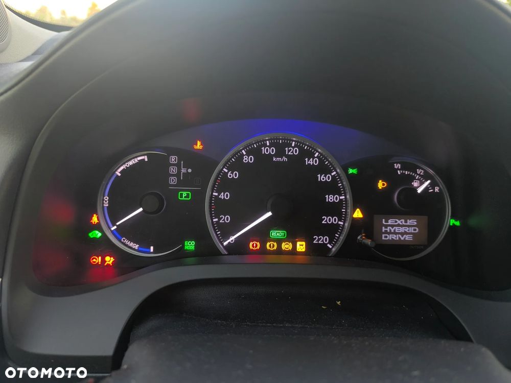 Lexus CT 200h Prestige - 16