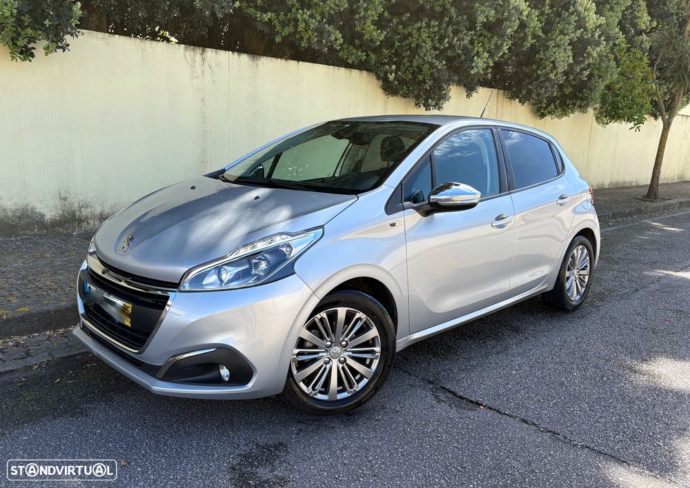 Peugeot 208 1.6 BlueHDi Style - 12