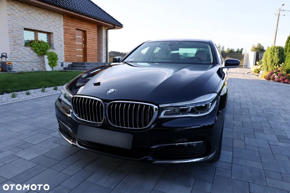 BMW Seria 7 730d xDrive - 33