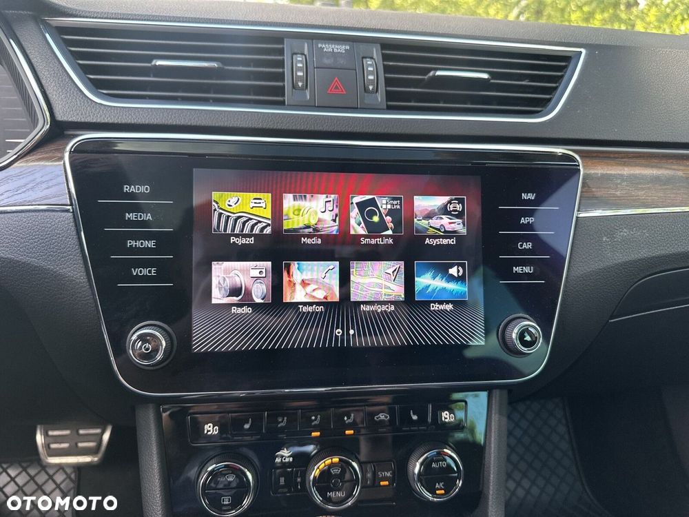 Skoda Superb 2.0 TDI SCR 4x4 Scout DSG - 16